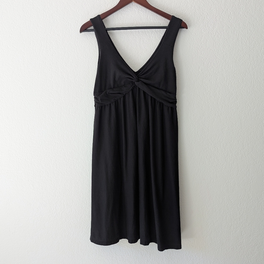 Patagonia Women's Bandha Front Twist V-Neck Black Casual Dress Sleevless Size L